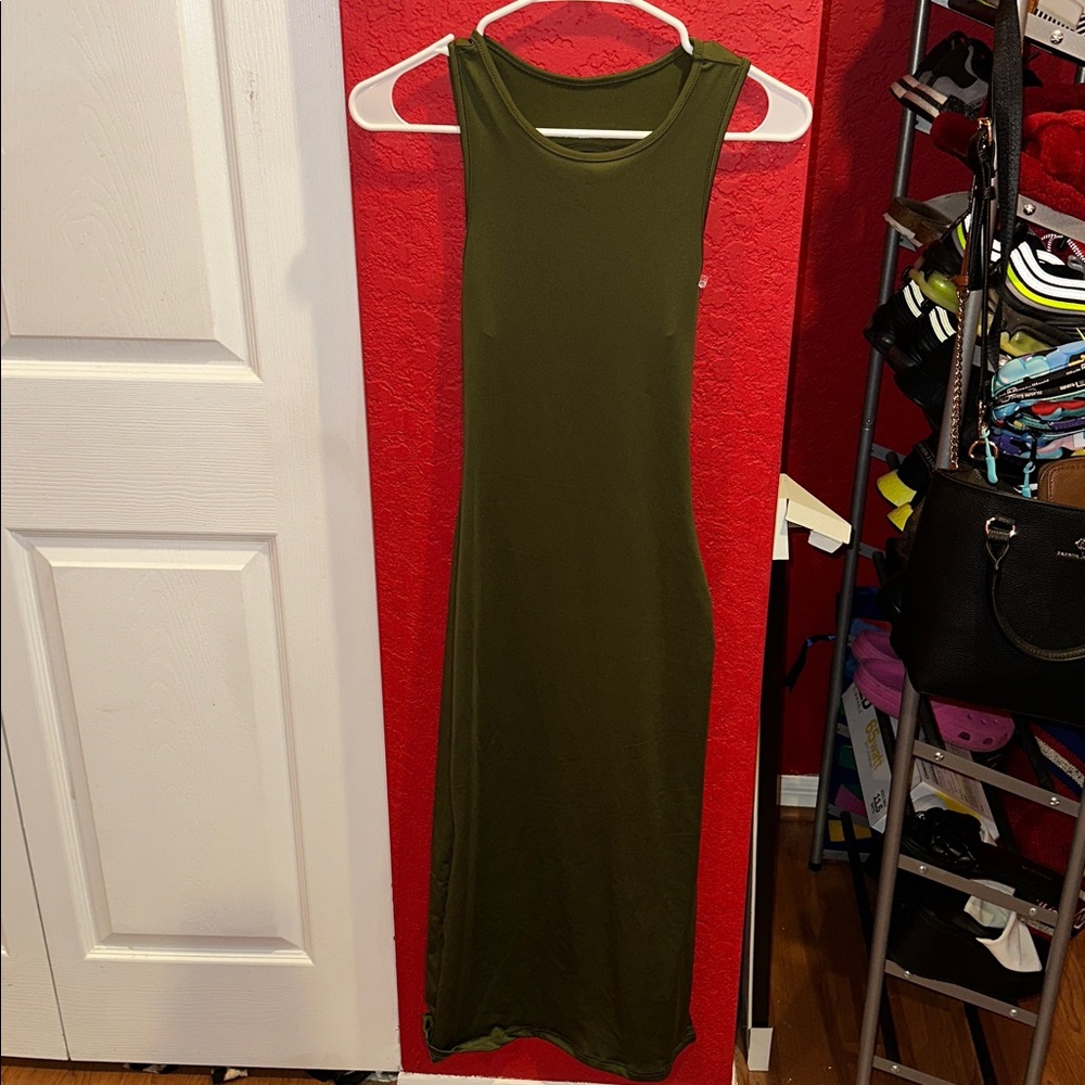 SHEIN green Sleeveless Midi Dress